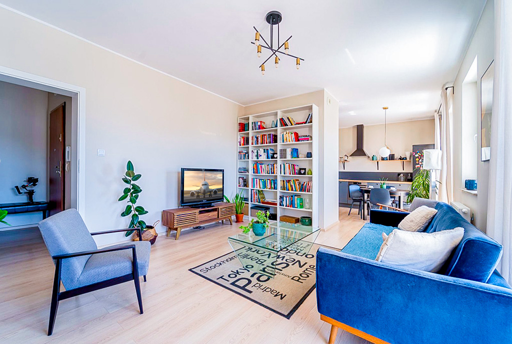 Komfortowy salon w ekskluzywnym apartamencie do sprzedaży Elbląg.