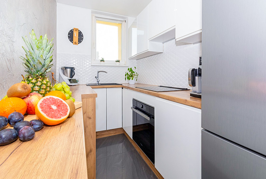 funkcjonalna kuchnia w ekskluzywnym apartamencie na sprzedaż Katowice okolice