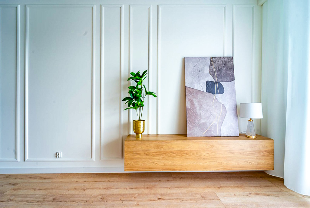 Fragment pokoju dziennego w luksusowym apartamencie na sprzedaż Elbląg.