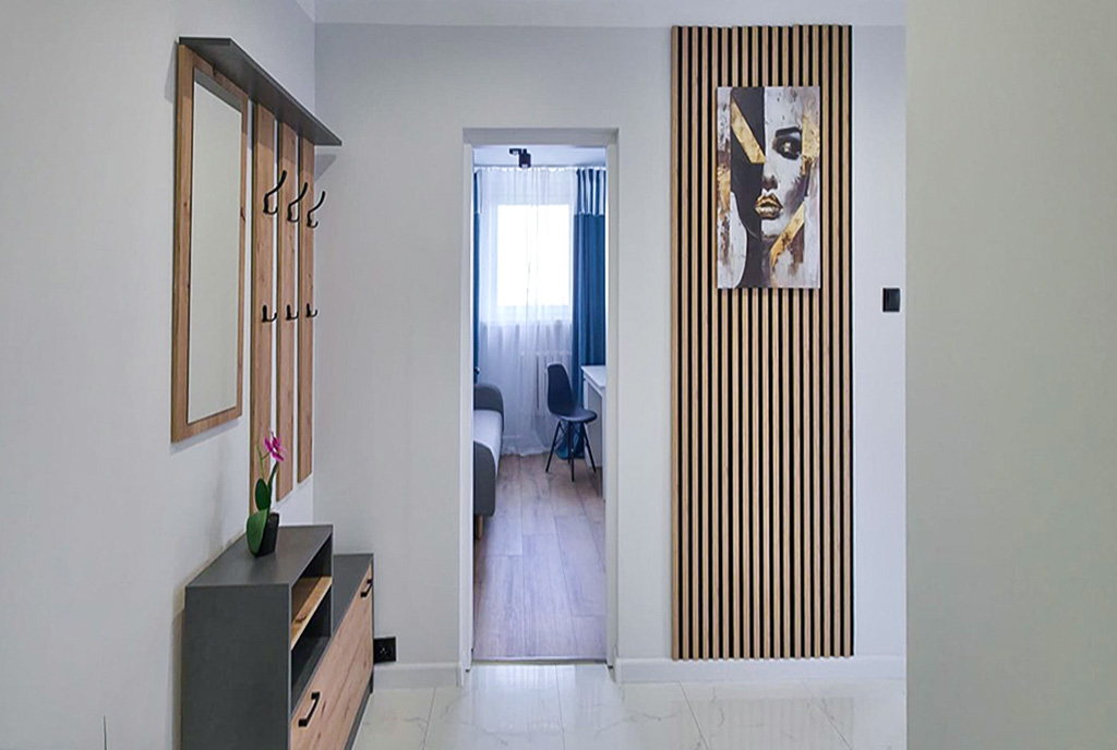 widok na hol w ekskluzywnym apartamencie do sprzedaży Zielona Góra