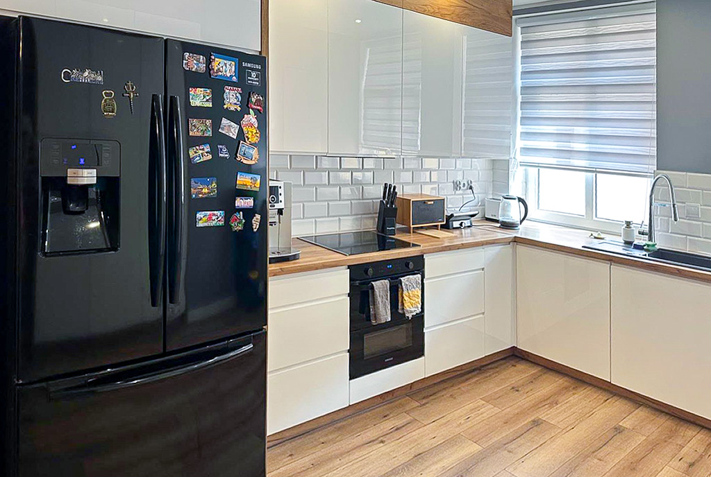 zbliżenie na aneks kuchenny w luksusowym apartamencie do wynajmu Zielona Góra (okolice)