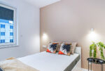 fragment sypialni w luksusowym apartamencie do wynajmu Bolesławiec